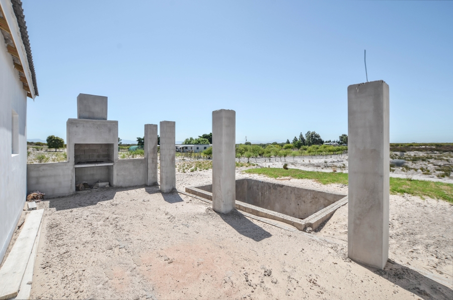 10 Bedroom Property for Sale in Hartebeesfontein Western Cape